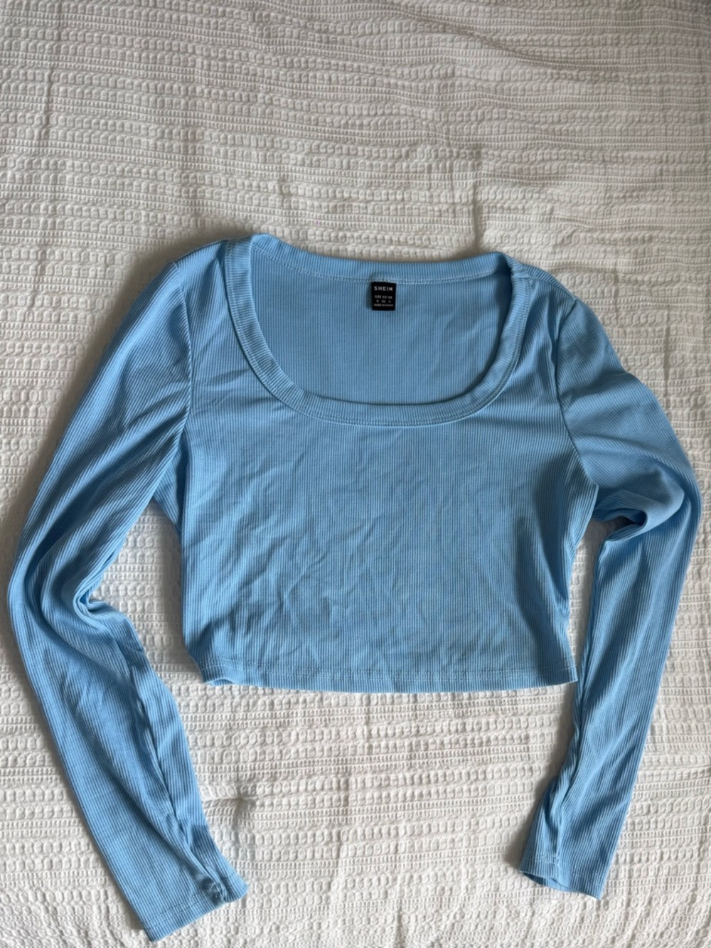 SHEIN Light Blue Ribbed Scoop Neck Long-Sleeve Crop Top